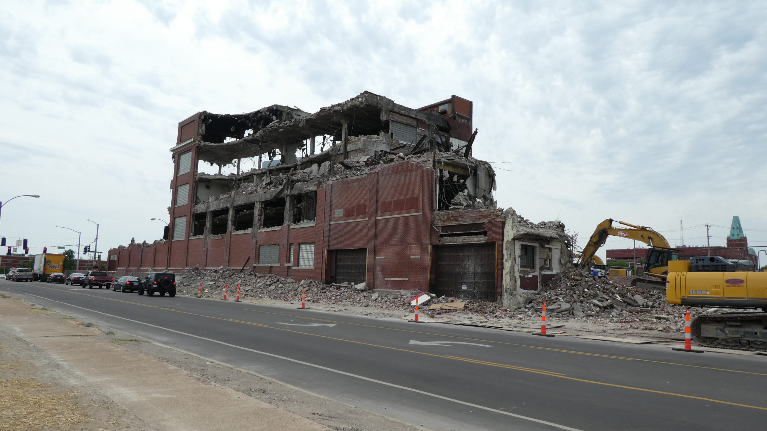 Progress along Chouteau - SLU Medical Campus Renewal Project – Demolition of Former Pevely Dairy & Missouri Belting Buildings